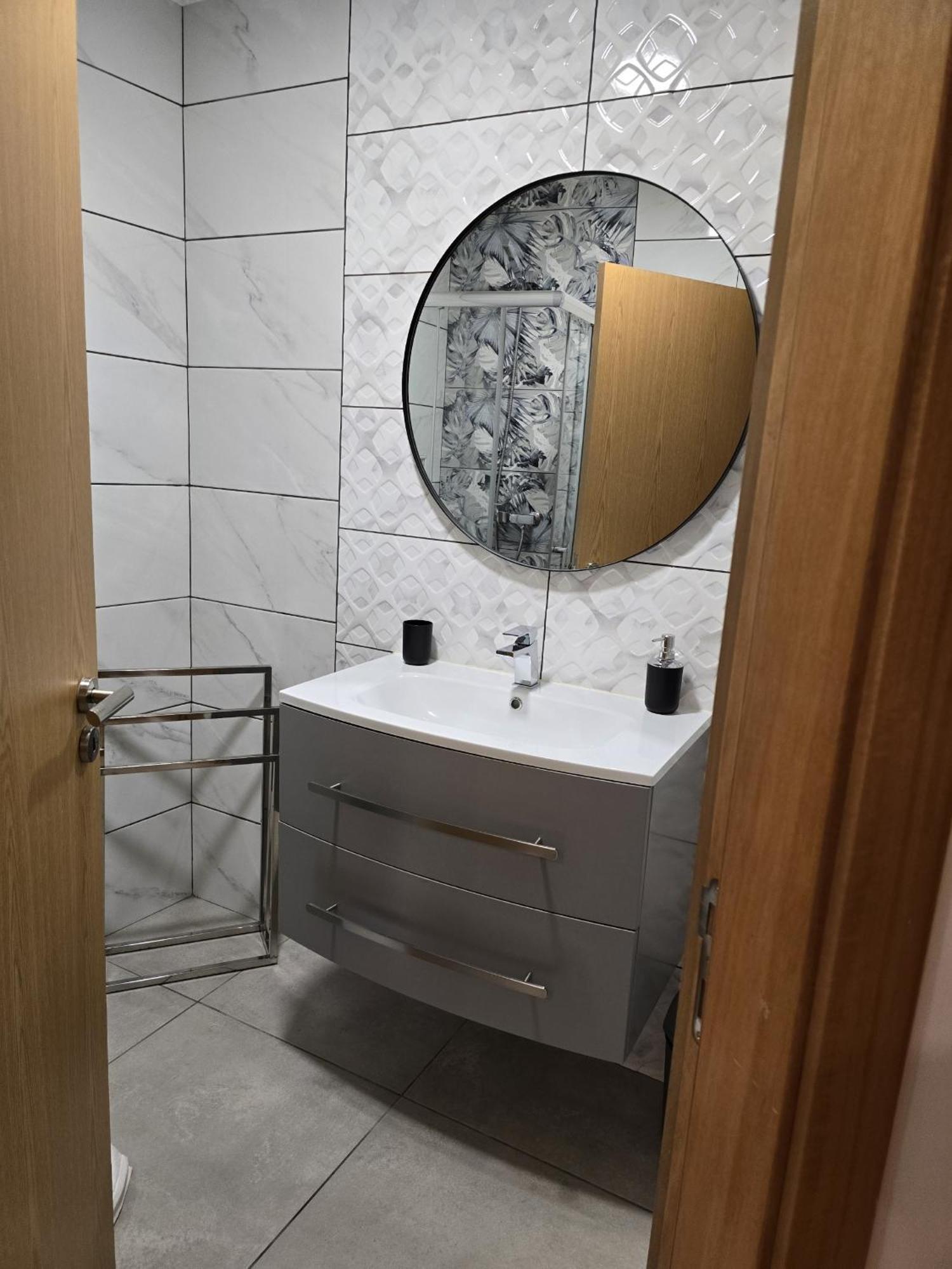 Lc'S Guesthouse Лагуш Екстер'єр фото