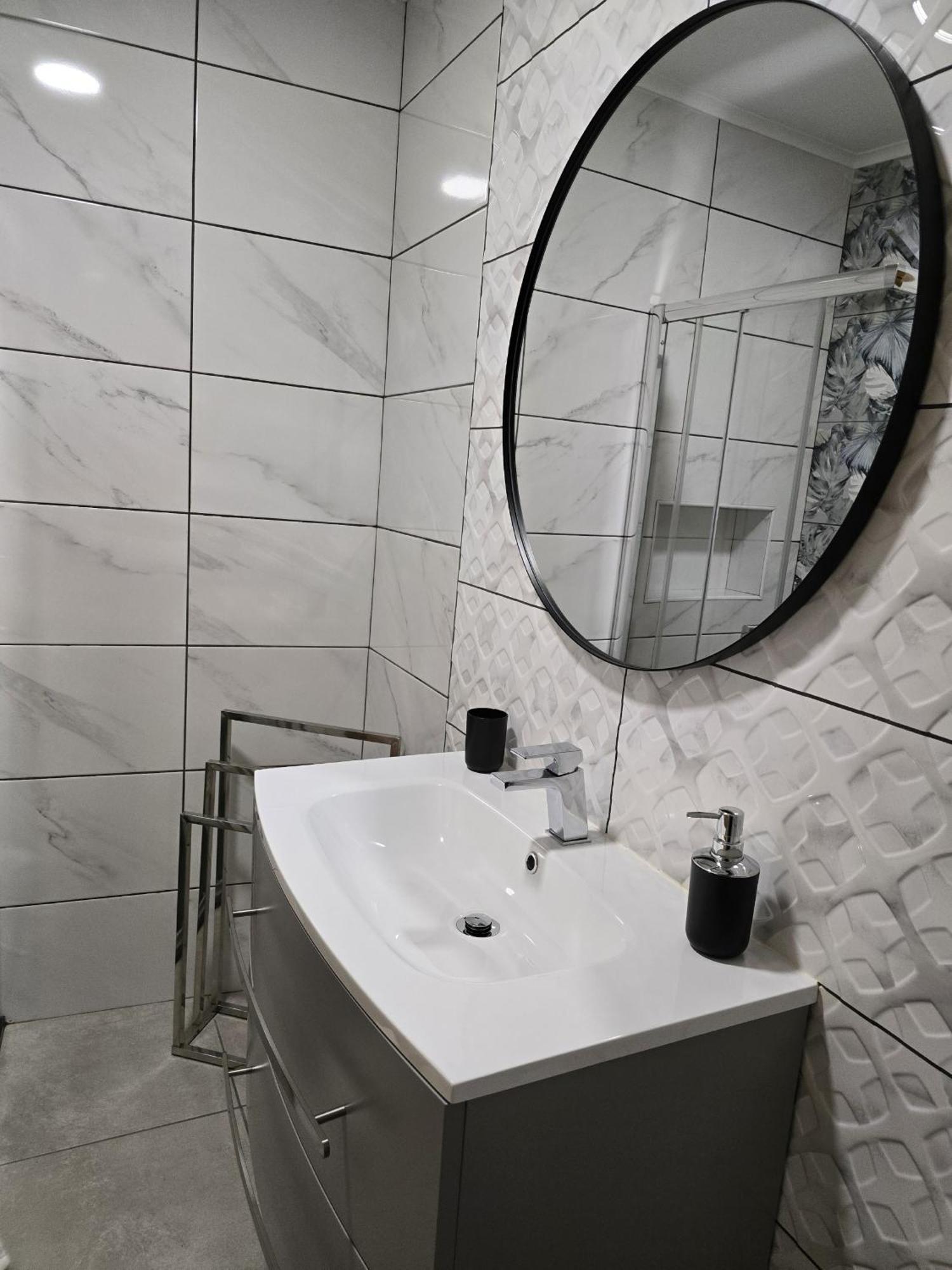 Lc'S Guesthouse Лагуш Екстер'єр фото